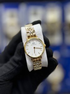 ساعت زنانه دنیل ولینگتون W-7394